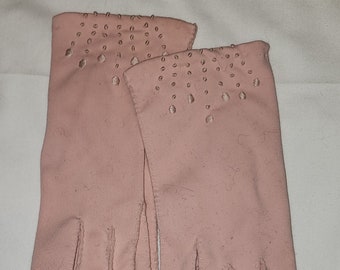 Vintage Pink Gloves 1950s 60s Pink Fabric Wrist Gloves Unique 3D Dot Embroidery Mid Century 7