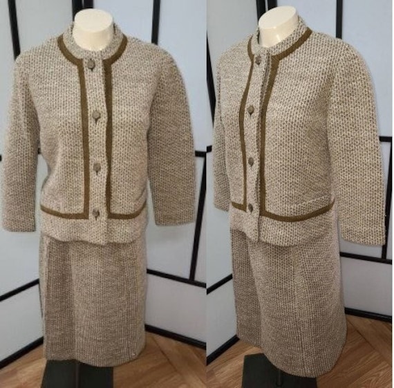 Vintage women's skirt suit 1950s 60s thick wool t… - image 1