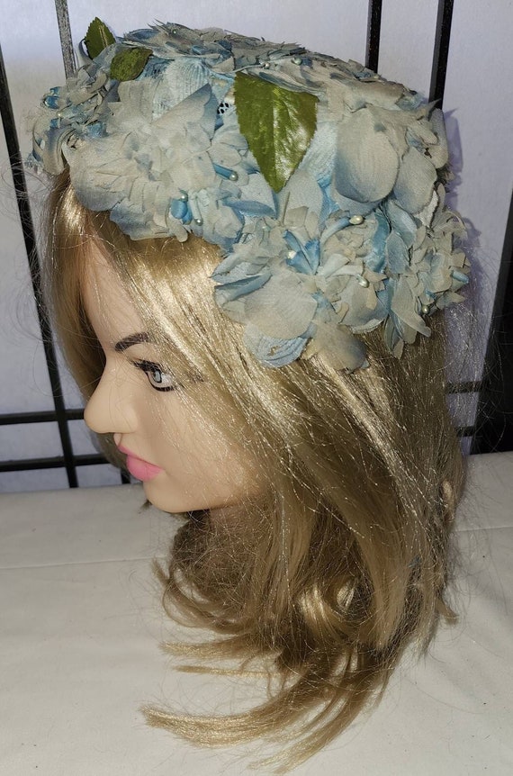 Vintage floral hat 1950s light blue floral large h