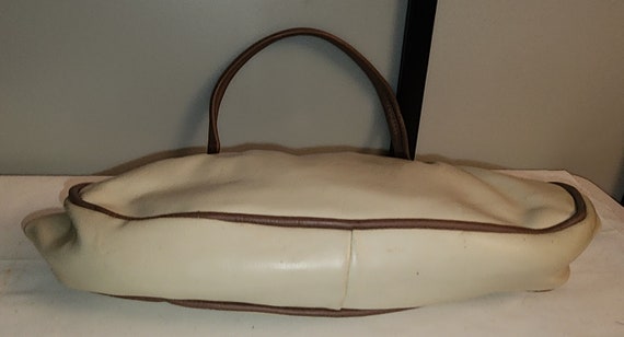 Vintage Vinyl Purse 1960s Oval Two Tone Brown Tau… - image 6