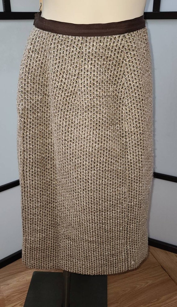 Vintage women's skirt suit 1950s 60s thick wool t… - image 7