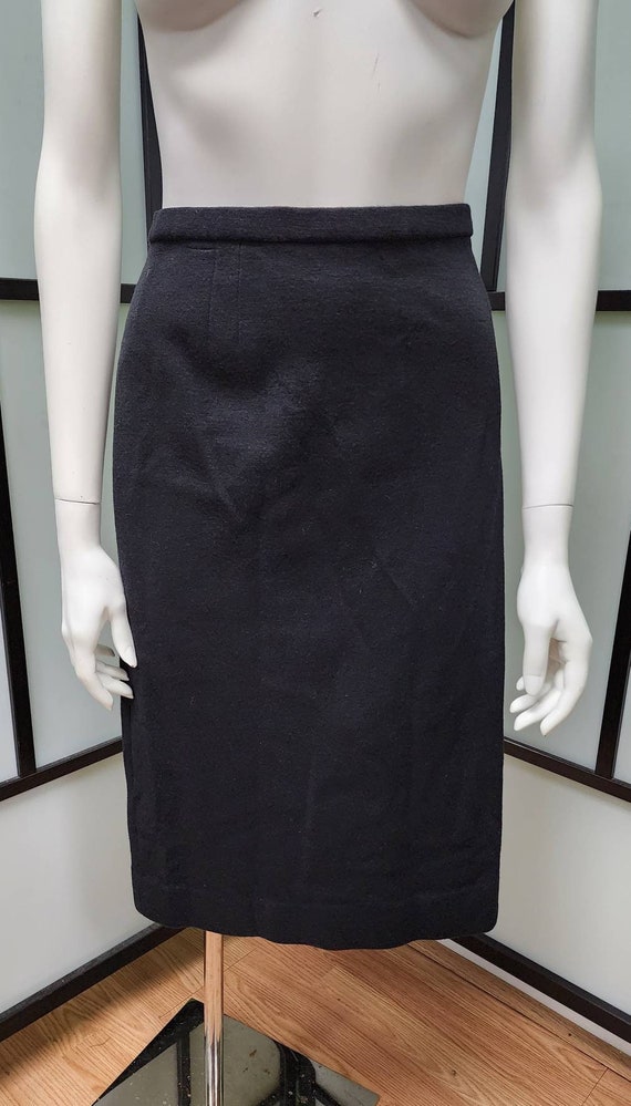Vintage wool skirt 1950s 60s black wool knit penc… - image 5