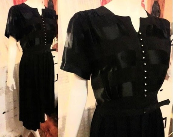 Vintage 1940s 50s dress black rayon crepe satin c… - image 2