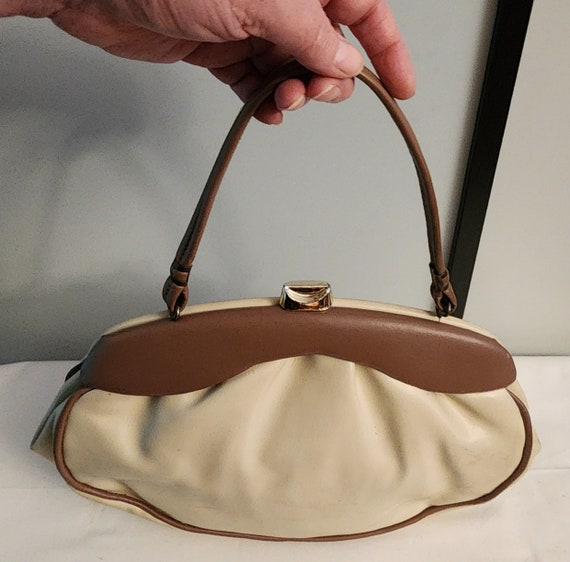 Vintage Vinyl Purse 1960s Oval Two Tone Brown Tau… - image 4