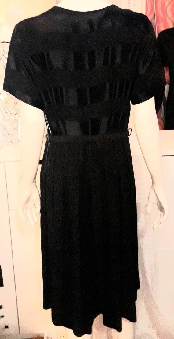 Vintage 1940s 50s dress black rayon crepe satin c… - image 8