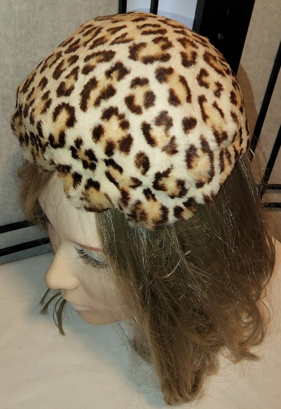 Vintage leopard hat 1950s round leopard print fau… - image 3