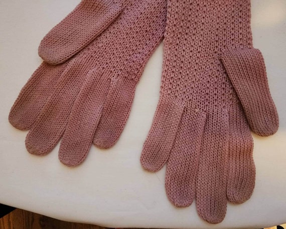 Vintage knit gloves 1930s 40s mauve pink patterne… - image 5