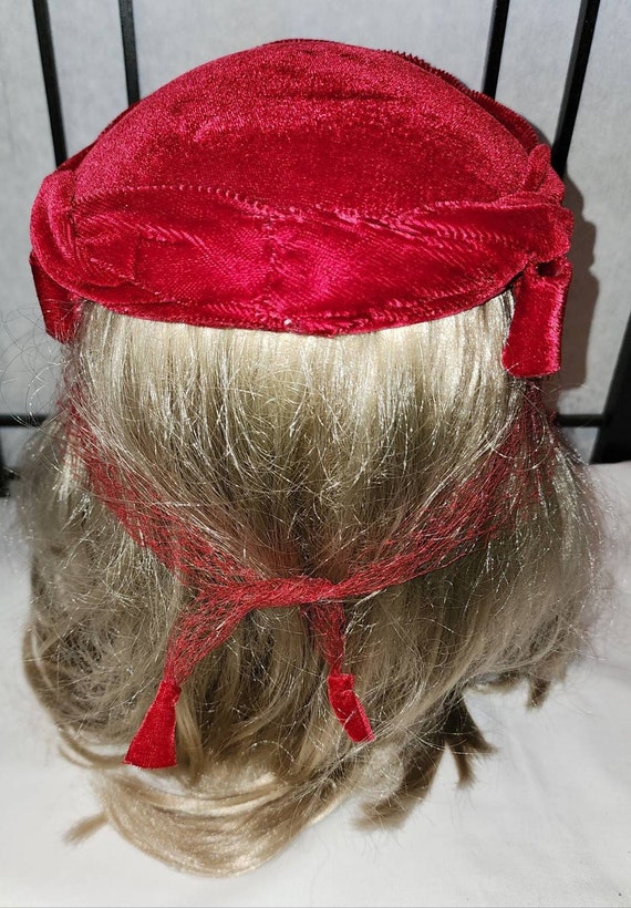 Vintage velvet hat 1950s red velvet cocktail hat … - image 9