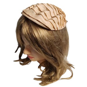 Vintage Half Hat 1930s 40s 50s Small Beige Blush Pleated Cap Hat Tiny Faux Pearls Mid Century Art Deco Wedding Bridal