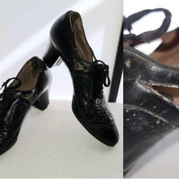 Vintage 1920s 30s shoes black perforated oxford lace up shoes cutouts at sides art deco arts and crafts a few condition issues