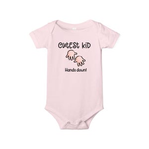 Cutest Kid Hands Down Baby Body, Airlume Cotton, Babypartygeschenk Bild 6