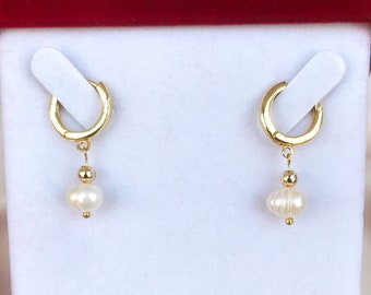 Stainless Steel Pearl Hoop Earrings, Elegant Gold Pearl Earrings, Simple Pearl Earrings, Bridal Earrings, Wedding Jewelry, Christmas Gift