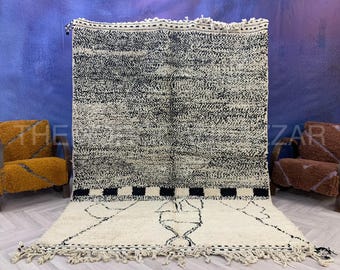 Handgewebter Beni Ourain Teppich aus Schwarzer und Weisser Berber Wolle, Geometrisches Design