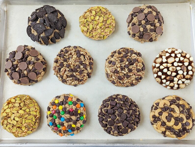 The Kitchen Sink Cookie supersized 8oz Ooeygooey Overloaded Peanut