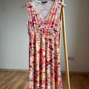 BCBG Max Azria Floral Tank Nylon Midi-Ausschnitt Kleid Größe XS