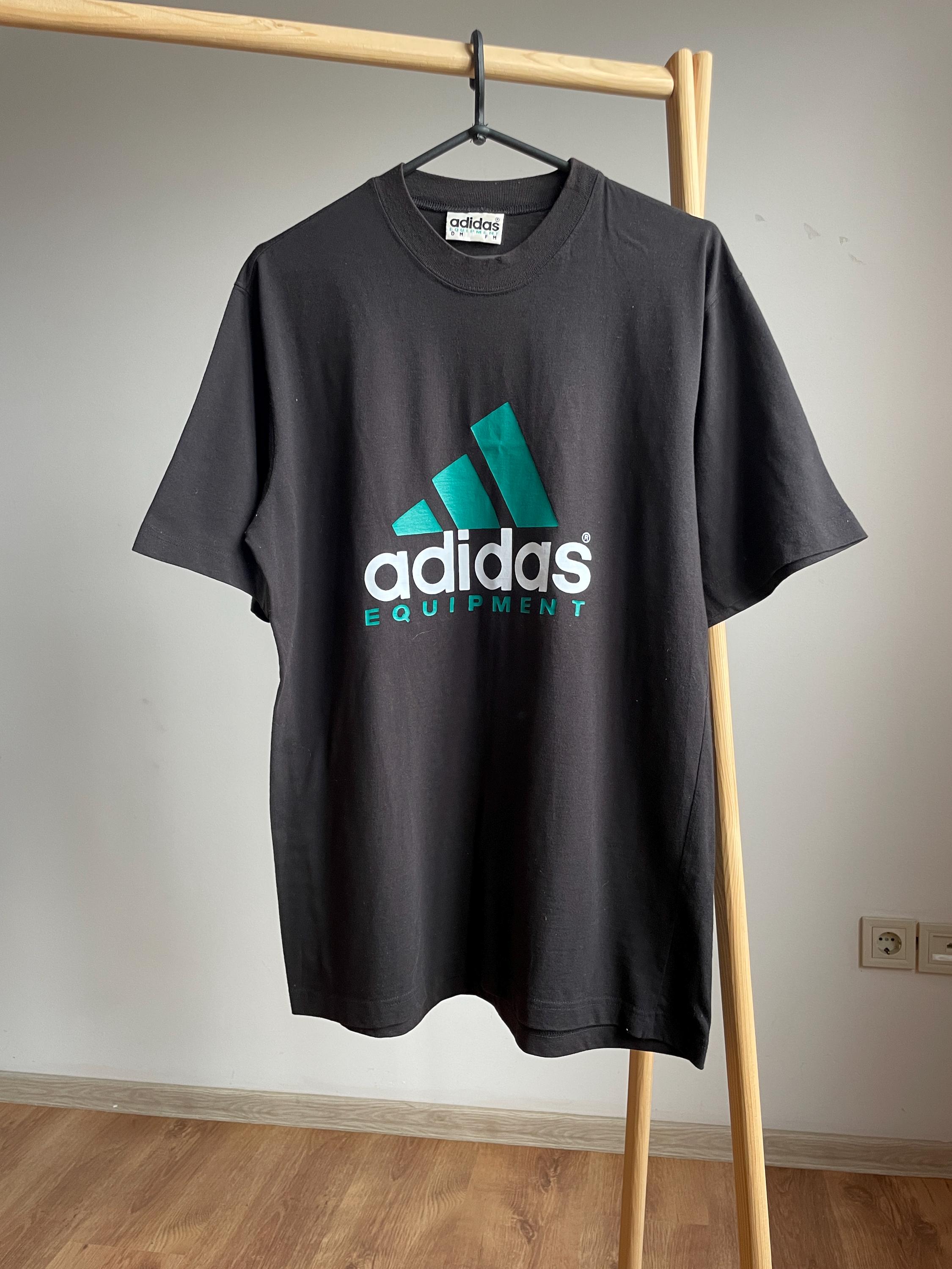 【在庫限り】 Adidas Equipment Vintage 90's T-shirt Size M - Etsy トップス