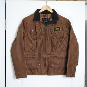 Barbour International Chaqueta encerada de motociclista para mujer Talla EE. UU. 10/ UE 40/ Reino Unido 14