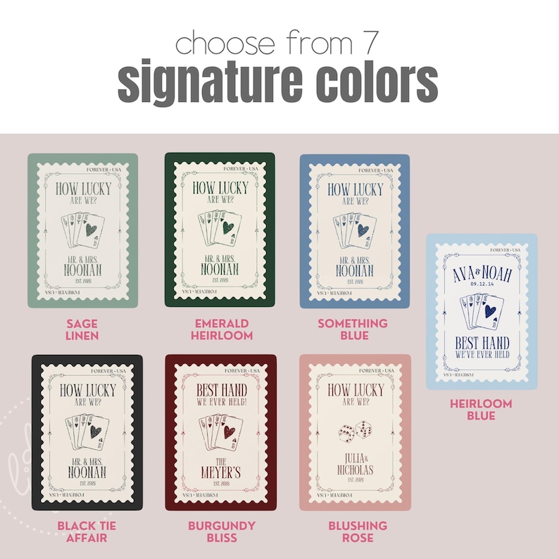 K&ouml;nnte beinhalten: Sieben rechteckige Karten im Briefmarken-Stil mit Spielkarten-Grafiken und individuellem Text. Die Farben umfassen Salbei, Smaragd, Blau, Schwarz, Burgunderrot und Ros&eacute;. Der Text enth&auml;lt "How lucky are we?" sowie "Best hand we've ever held".