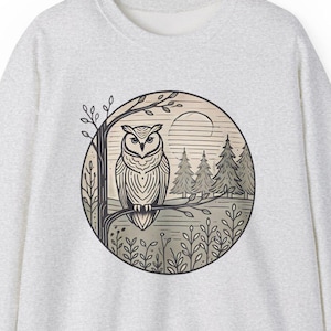 Simple Owl Sweatshirt | Minimalist Bird Art | Cozy Wear for Bird Lovers