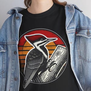 Vintage Pileated Woodpecker Shirt | Retro Wildlife Design | 70s Aesthetic Bird Shirt | Woodpecker Lover | Bird Gift