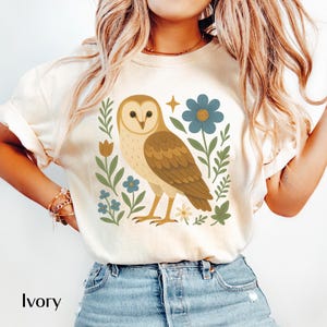 Barn Owl Shirt | Folk Art Bird Illustration | Floral Nature Design for Owl Lovers | Gift for Birder | Bird Shirt | Floral Bird Gift