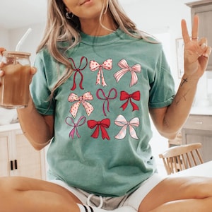 Cute Christmas Bows Shirt Comfort Colors® Tee Holiday Shirt Christmas Shirt Women Xmas Shirt Girly Winter Gift Coquette Bow Merry Christmas