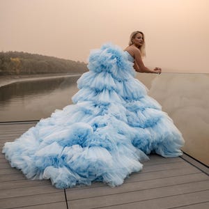 Kleurrijke tule trouwjurk, fairycore bruidsjurk, galajurk met open rug, unieke tuintrouwjurk, etherische grillige trouwjurk