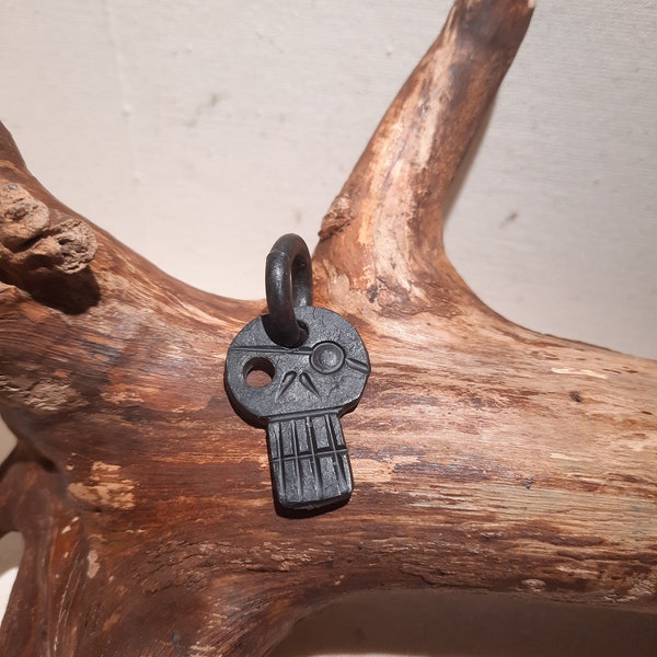 Skully, skull pendant