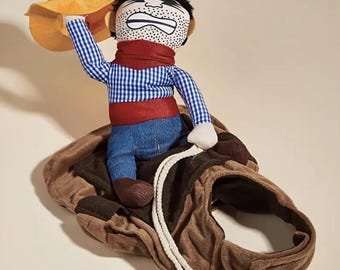 Funny Cowboy Rider Pet Costume: Halloween Costume Party Outfit