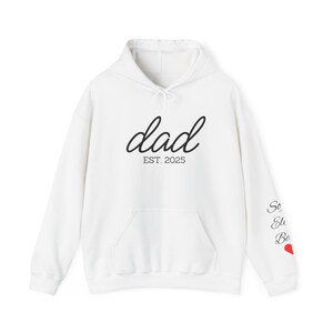 Custom Dad Est with Kids Names and Heart on Sleeve Sweatshirt - Dad Est Sweatshirt - Unique Gifts for Dad - Father&#39;s Day Gift - Mens Hoodie