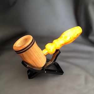 Cherry wood pipe with acrylic