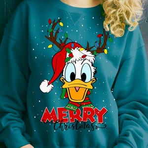 Pato Donald Natal PNG Camiseta Sublimação Clipart, Pato Donald Natal SVG Desenho Animado Sublimação Clipart, Camiseta de Natal do Mickey PNG