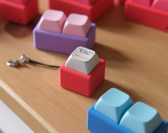 Keyboard KEYCAPS FIDGET Desk Toys KEYCHAIN -  Mechanical Fidget Switches Toys For Home And Office