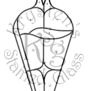 Può includere: Disegno a tratto di una bottiglia di pozione con un tappo rotondo, divisa in sezioni. Il design è probabilmente per un progetto di vetrate. Il testo "Krystens Stained Glass" è parzialmente visibile.
