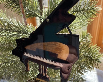 Hand Painted Piano Ornament: Glossy Wood Holiday Decor