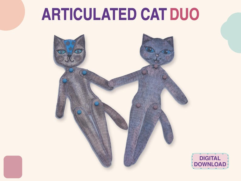 K&ouml;nnte beinhalten: Zwei bewegliche Katzenfiguren mit strukturiertem grauem Fell, blauen Augen und blauen Gelenkverbindungen. Die linke Katze hat ein blaues Sternenmuster auf der Stirn. Der Text ARTICULATED CAT DUO und DIGITAL DOWNLOAD ist im Bild zu sehen.