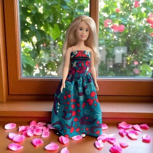 Curvy Doll Long Dress: Handmade Elegant Gown for 11.5&quot; Fashion Dolls