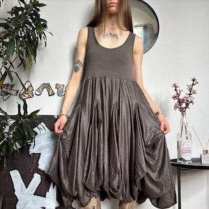 Vintage Carla du nord Bubble Ruffle Hem Avant Garde Dress