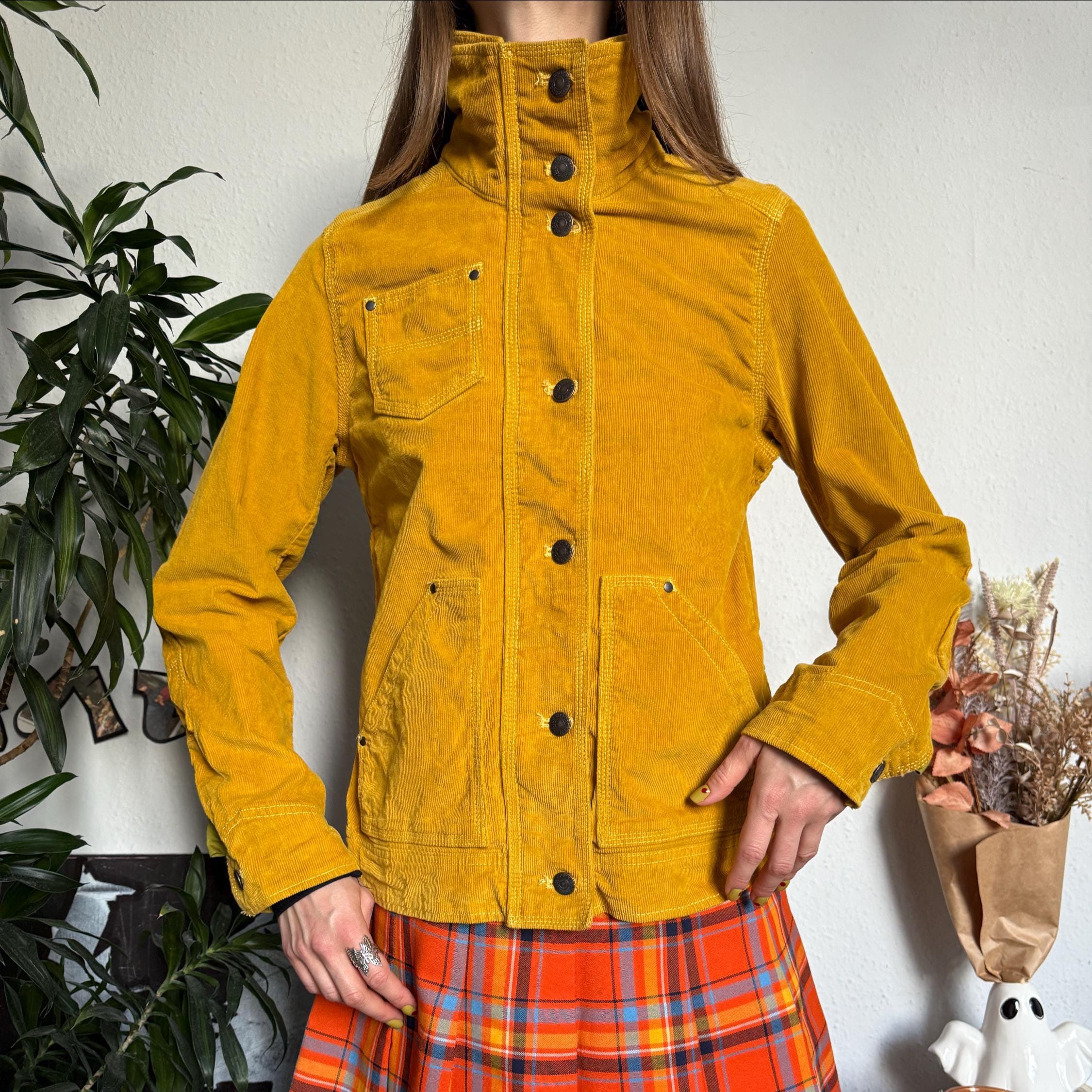 MISS SIXTY 刺繍ジップアップニットジャケット cawaii ニット セーター 夜空に浮かぶ回転木馬の刺繍ニットプル