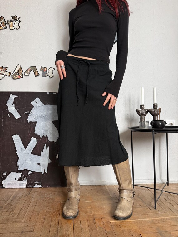 Black Linen Elevated Basic Midi Skirt - image 3