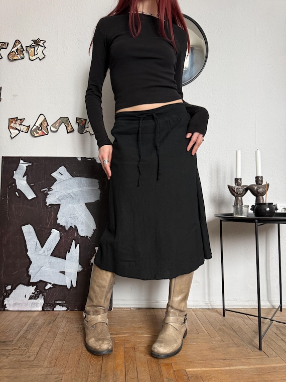Black Linen Elevated Basic Midi Skirt - image 1