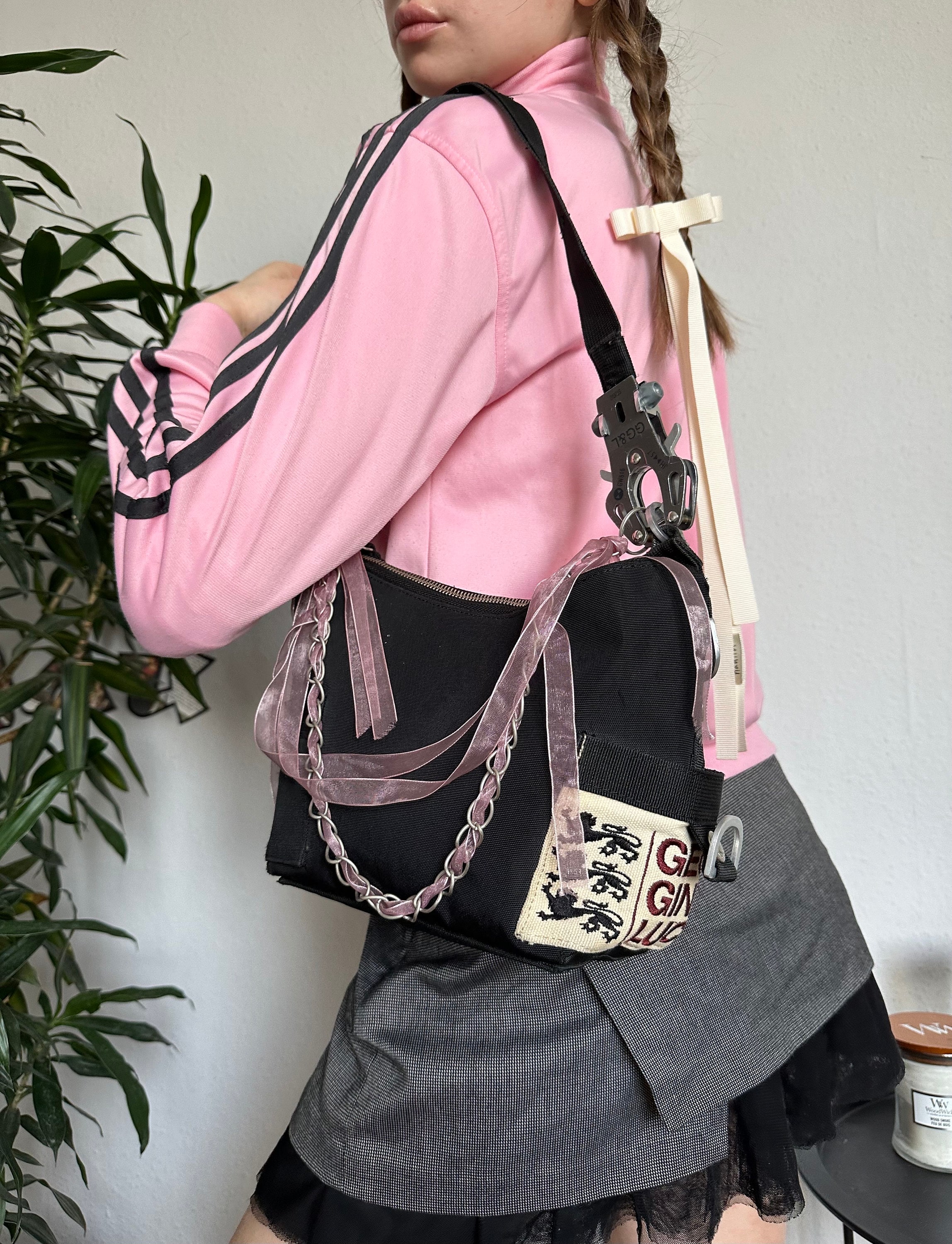 George Gina Lucy GGL Purse Ladykiller Trinket Chain Lace 00s Y2k