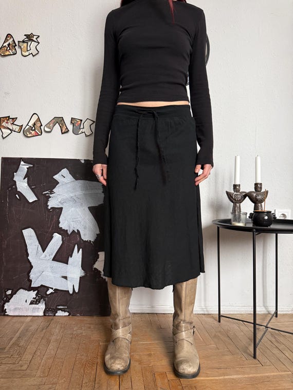Black Linen Elevated Basic Midi Skirt - image 5