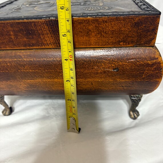 Italian Sorrento ware box, which is a type of woo… - image 9