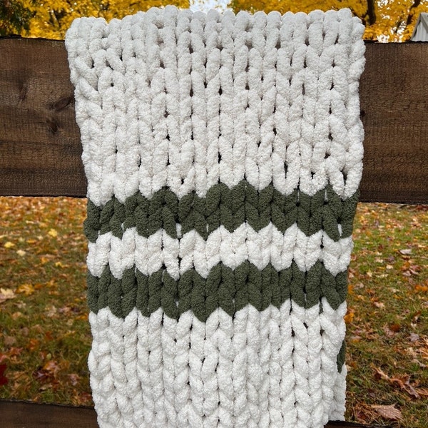 Chunky Hand-Knit Blanket