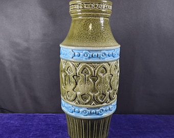 Vintage Price Kensington Coliseum Vase – Made in England – Mid Century Ceramic – 1970s Retro Decor