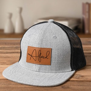 Chapeau pour tout-petit, chapeau personnalisé pour bébé, chapeau avec empiècement en cuir, casquette de baseball pour enfants, chapeau Signature, cadeau pour bébé, chapeau snapback bébé, chapeau papa et moi image 5