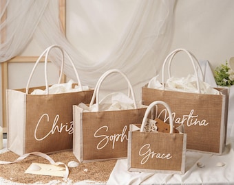 Personalized Bridesmaid Gift Bag with Charm,Custom Burlap Gift Bag,Beach Tote Bag,Bachelorette Party Bag, Bridesmaid Proposal Gift,Beach Bag