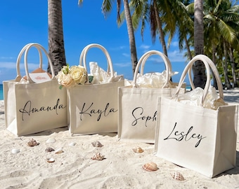 Personalized Bridesmaid white Tote Bags,Bridesmaid Gift Bags,Custom Bridal Tote Bag,Bridesmaid Tote Bag, Party Tote Bag,Monogrammed Tote Bag
