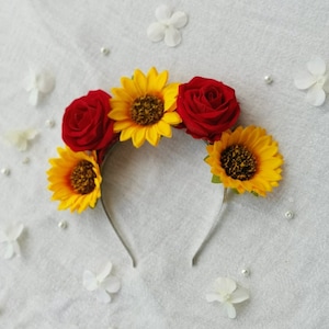 Sunflower hair crown, Bridal flower wreath, Bride to be Hair accessories, Rose Crown, Sunflower headpiece for women, Maternity headpiece